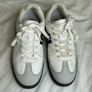 Retro sneakers pull&bear for women size 8 white/gray
